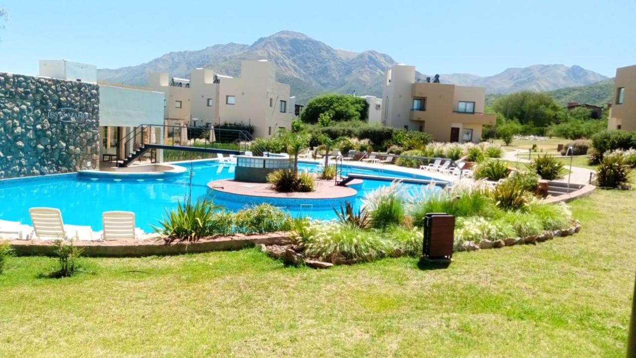 Apart Hotel Los Alazanes Capilla del Monte Kültér fotó